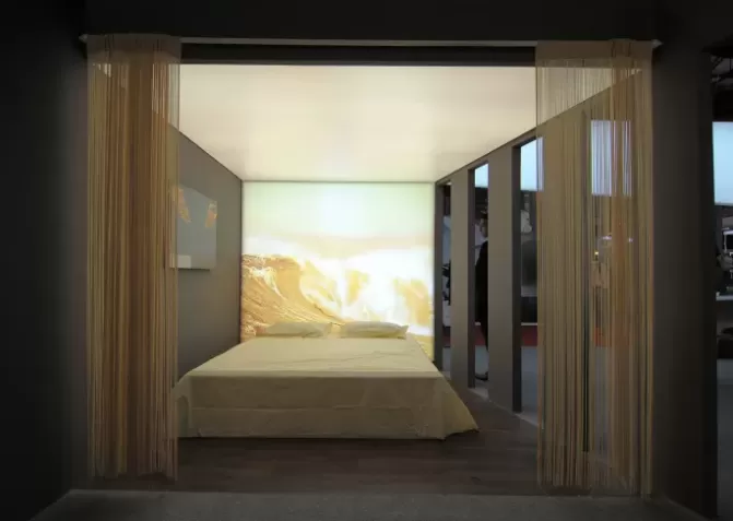 Натяжные потолки с подсветкой 